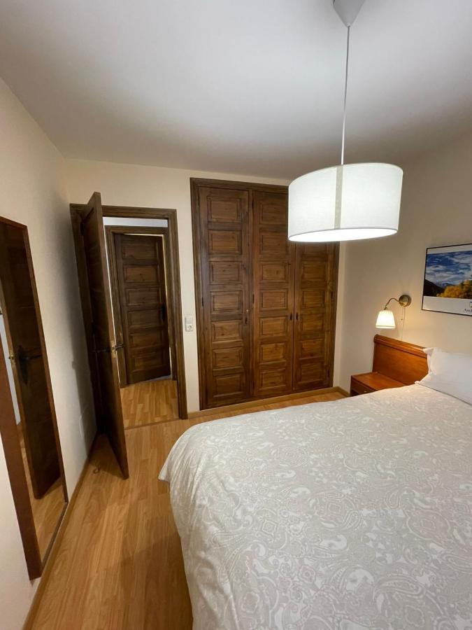Precioso Y Acogedor Cerca De Pistas By Renttarter Appartement Incles Buitenkant foto